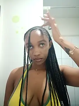 Snapshot of Shria107 chatting on 04/12/26, 09:25 Shria107 online show from 04/12/26, 09:25