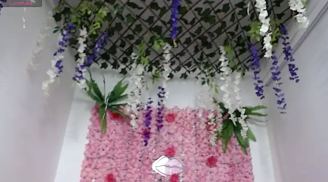 BLONDE SEXYHOT online show from 02/05/25, 09:50