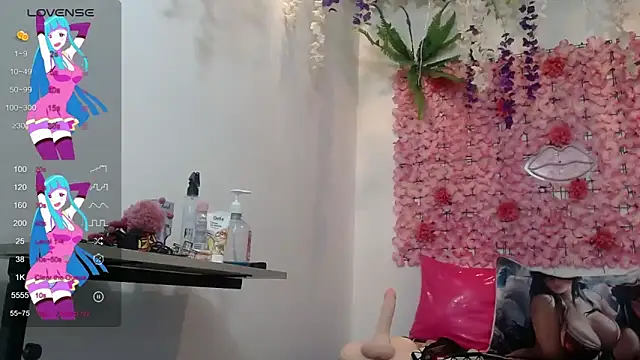 BLONDE SEXYHOT online show from 03/13/25, 09:32