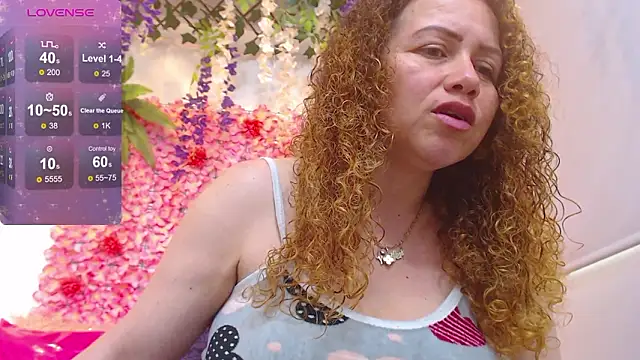 BLONDE SEXYHOT online show from 03/12/26, 05:41