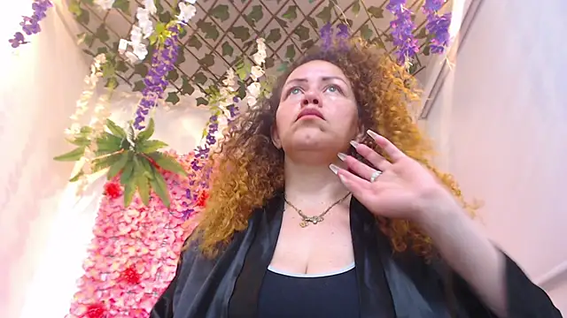 BLONDE SEXYHOT online show from 03/15/26, 12:33