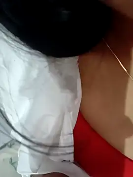 Snapshot of catreena chatting on 12/19/24, 10:10 catreena online show from 12/19/24, 10:10