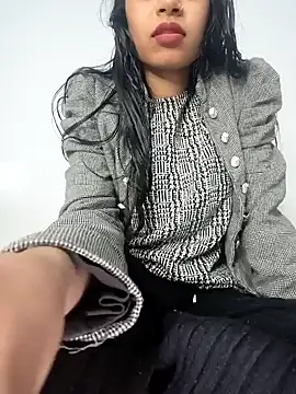 Snapshot of catreena chatting on 12/22/24, 09:55 catreena online show from 12/22/24, 09:55