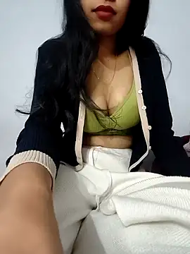 Snapshot of catreena chatting on 01/24/25, 07:07 catreena online show from 01/24/25, 07:07