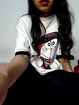 Snapshot of catreena chatting on 01/31/25, 06:47 catreena online show from 01/31/25, 06:47