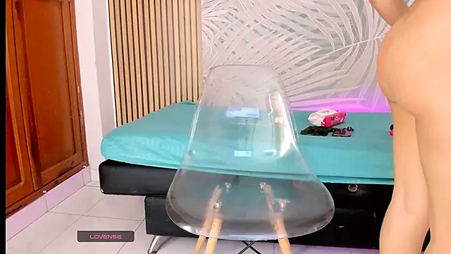 LauraRossi Nova online show from 01/19/25, 04:04