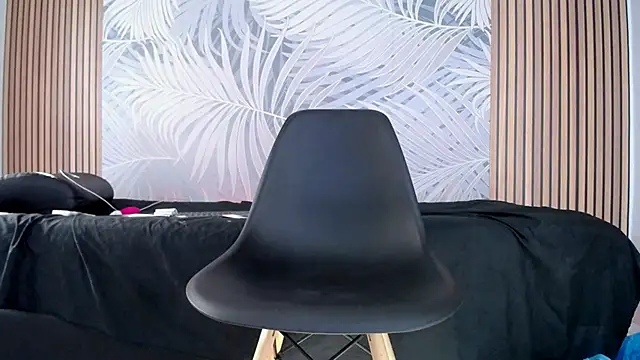 LauraRossi Nova online show from 02/24/25, 01:21