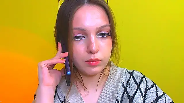 Snapshot of miss_merciless_ chatting on 04/17/26, 08:01 miss merciless online show from 04/17/26, 08:01