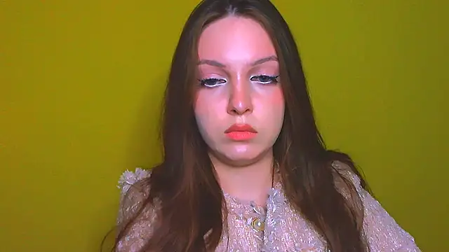 Snapshot of miss_merciless_ chatting on 04/19/26, 06:21 miss merciless online show from 04/19/26, 06:21