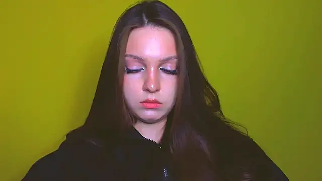 Snapshot of miss_merciless_ chatting on 04/29/26, 05:30 miss merciless online show from 04/29/26, 05:30