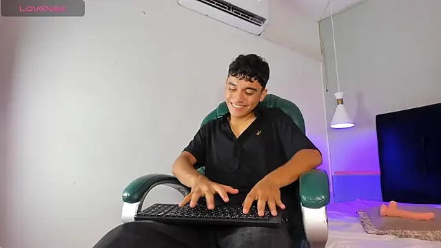 Austin Cardieff online show from 01/26/25, 09:40