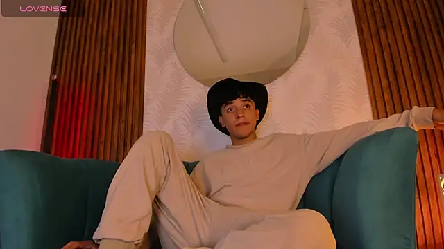 Austin Cardieff online show from 01/31/25, 03:41