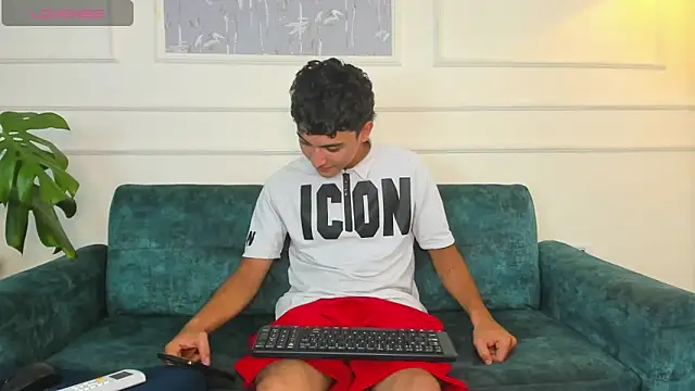 Austin Cardieff online show from 03/01/25, 06:24