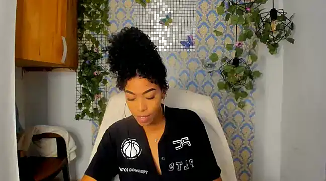 sasha fox00 online show from 01/10/25, 06:49