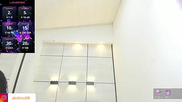 abril ricci online show from 01/22/25, 03:41