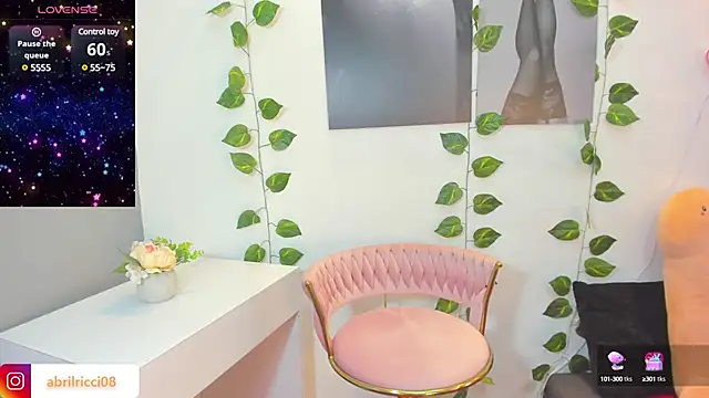 abril ricci online show from 02/17/25, 11:42