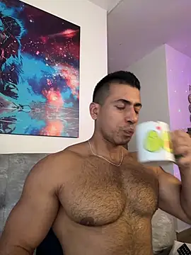 aaroncolombia online show from 11/27/25, 12:18