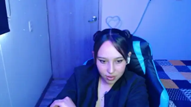 Snapshot of Skarlet_Adams28 chatting on 03/10/26, 07:30 Skarlet Adams28 online show from 03/10/26, 07:30