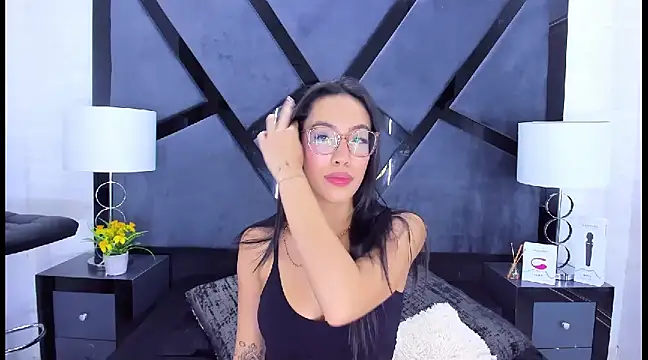 KylieWhite online show from 01/08/25, 02:03