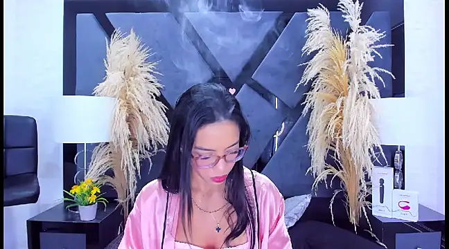 KylieWhite online show from 01/23/25, 12:30