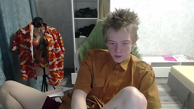 Snapshot of sweetserenity5 chatting on 02/16/25, 06:54 sweetserenity5 online show from 02/16/25, 06:54