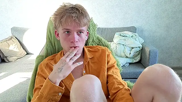 Snapshot of sweetserenity5 chatting on 09/26/25, 10:19 sweetserenity5 online show from 09/26/25, 10:19