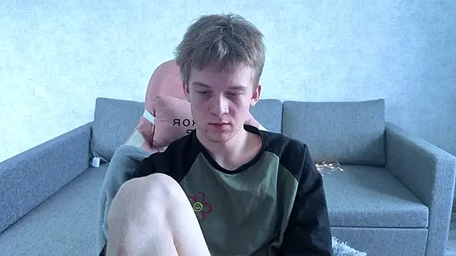 Snapshot of sweetserenity5 chatting on 03/19/26, 07:45 sweetserenity5 online show from 03/19/26, 07:45