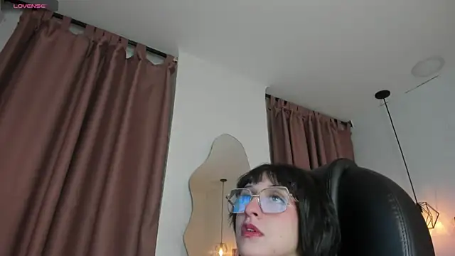 Hannys  cabernet online show from 12/10/24, 03:41