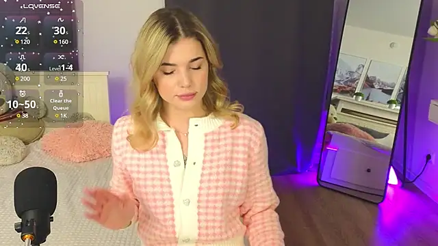 adrianawow1 online show from 03/08/25, 09:29