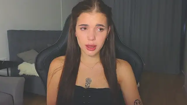 adrianawow1 online show from 09/20/25, 09:38