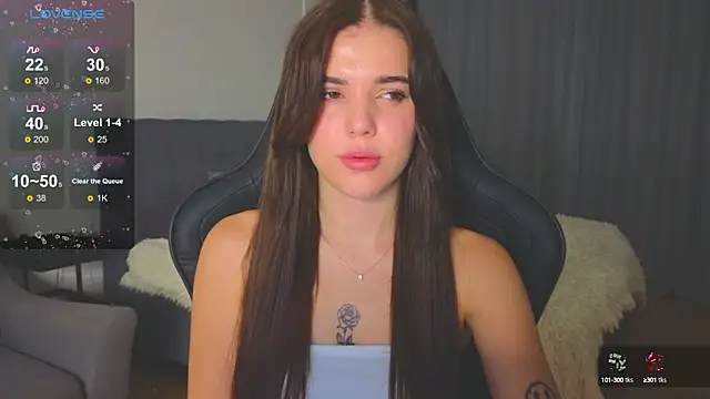 adrianawow1 online show from 10/04/25, 12:08