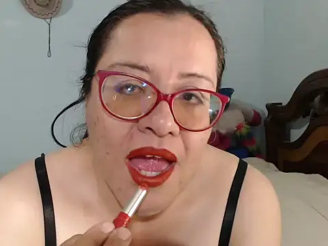 esmeralda-delmar online show from 09/27/25, 10:59