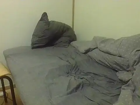 sympatyczny223 online show from 02/01/26, 08:35