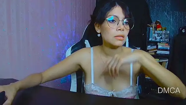 Snapshot of Drea_Foox chatting on 11/27/25, 03:30 Drea Foox online show from 11/27/25, 03:30