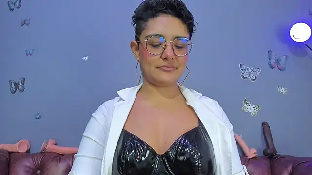 Kaira mosse online show from 01/08/26, 11:56