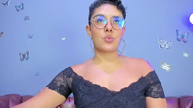 Kaira mosse online show from 01/10/26, 11:56