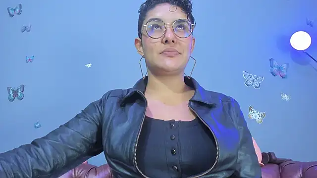 Kaira mosse online show from 01/13/26, 11:48