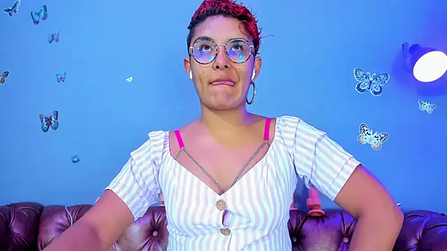 Kaira mosse online show from 03/19/26, 12:53