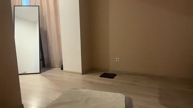 Snapshot of valeriaxxx1 chatting on 04/13/26, 04:23 valeriaxxx1 online show from 04/13/26, 04:23