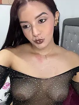 Melanyprada online show from 05/13/26, 05:05