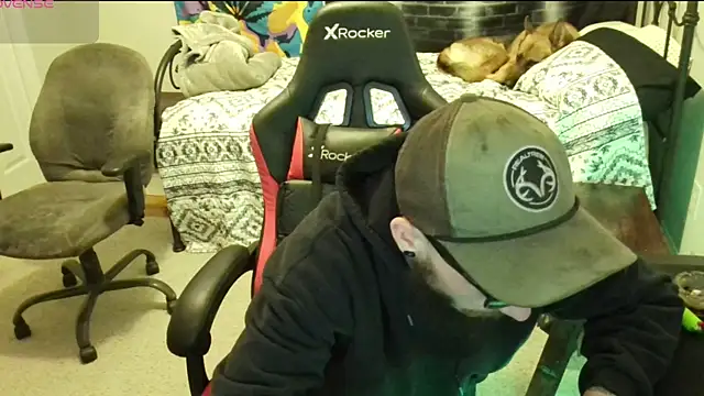 Snapshot of XMeF10 chatting on 01/11/25, 06:33 XMeF10 online show from 01/11/25, 06:33