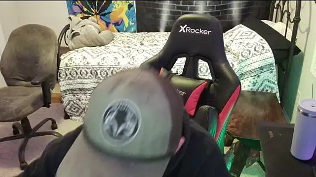 Snapshot of XMeF10 chatting on 01/12/25, 12:07 XMeF10 online show from 01/12/25, 12:07