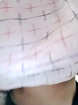 Shivani Mumbai85 online show from 02/13/25, 04:39