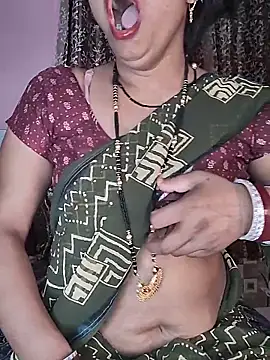 Snapshot of Shivani_Mumbai85 chatting on 03/07/26, 05:54 Shivani Mumbai85 online show from 03/07/26, 05:54