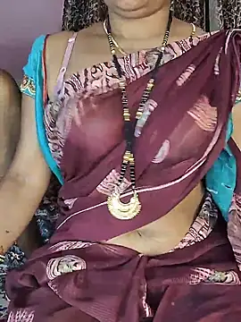 Snapshot of Shivani_Mumbai85 chatting on 03/13/26, 05:52 Shivani Mumbai85 online show from 03/13/26, 05:52