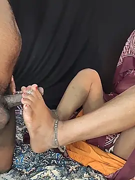 Snapshot of Shivani_Mumbai85 chatting on 04/10/26, 05:50 Shivani Mumbai85 online show from 04/10/26, 05:50