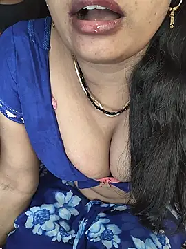Shivani Mumbai85 online show from 07/13/26, 05:38
