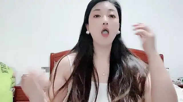 Lulu-y online show from 01/07/25, 04:18