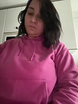 Snapshot of paulinaDiaz1 chatting on 12/03/24, 02:49 paulinaDiaz1 online show from 12/03/24, 02:49