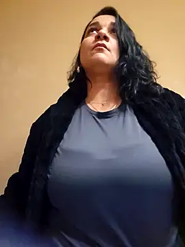 Snapshot of paulinaDiaz1 chatting on 10/19/25, 06:19 paulinaDiaz1 online show from 10/19/25, 06:19